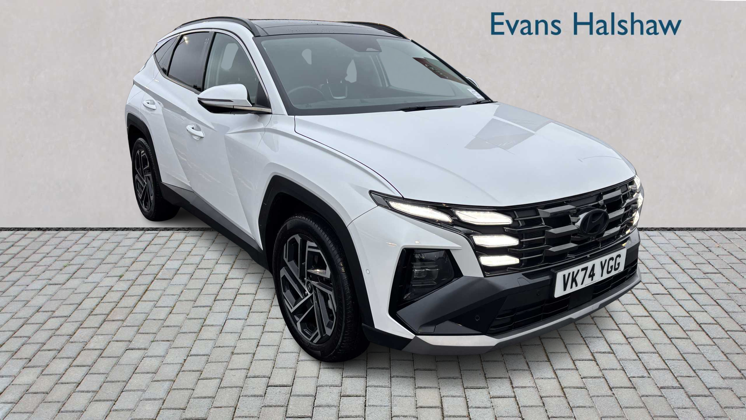 Main listing image - Hyundai Tucson