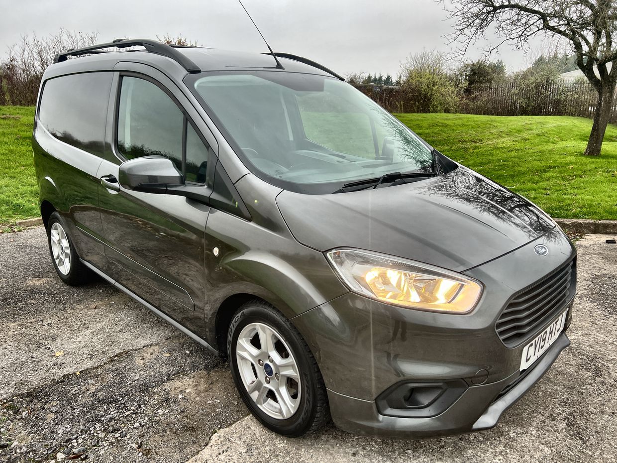 Main listing image - Ford Transit Courier