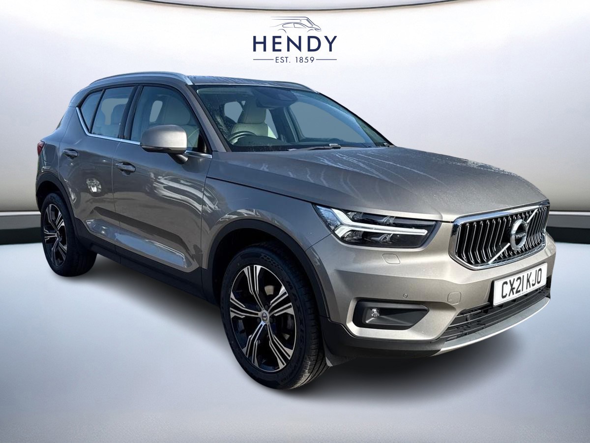 Main listing image - Volvo XC40