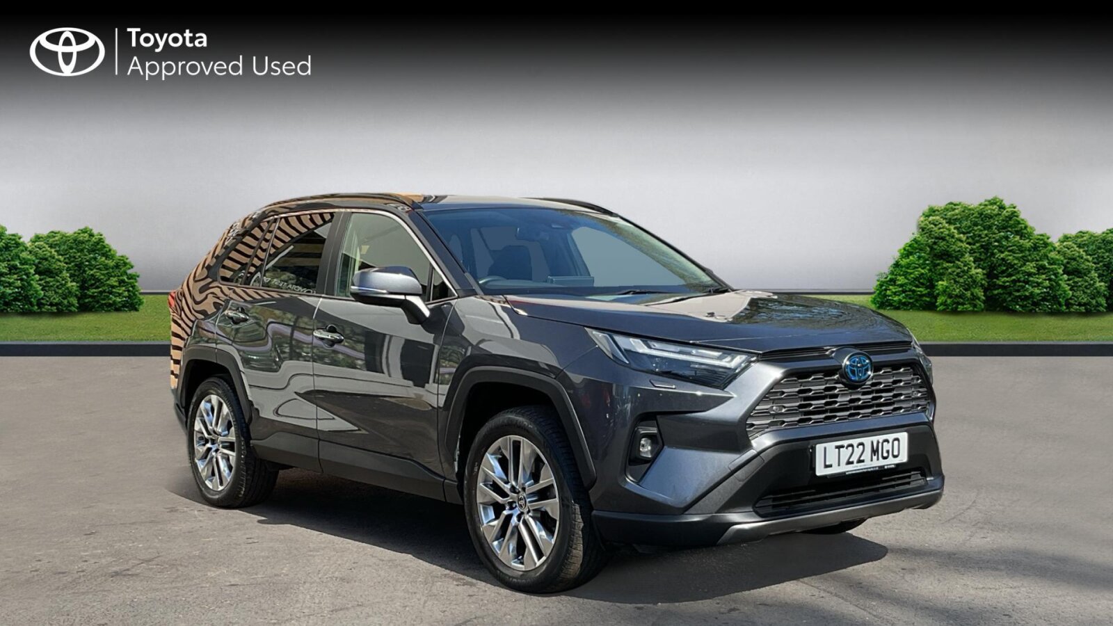 Main listing image - Toyota RAV4