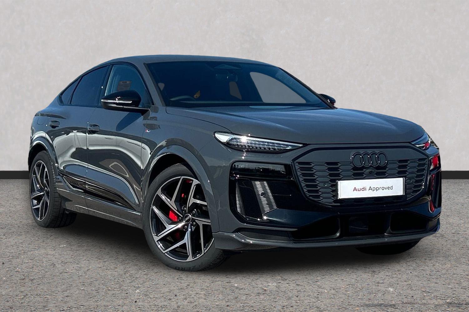 Main listing image - Audi Q6