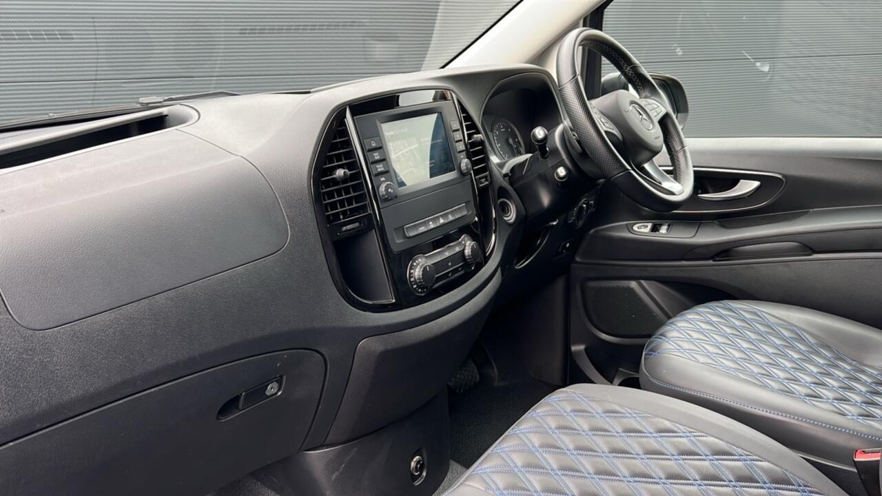 Main listing image - Mercedes-Benz Vito