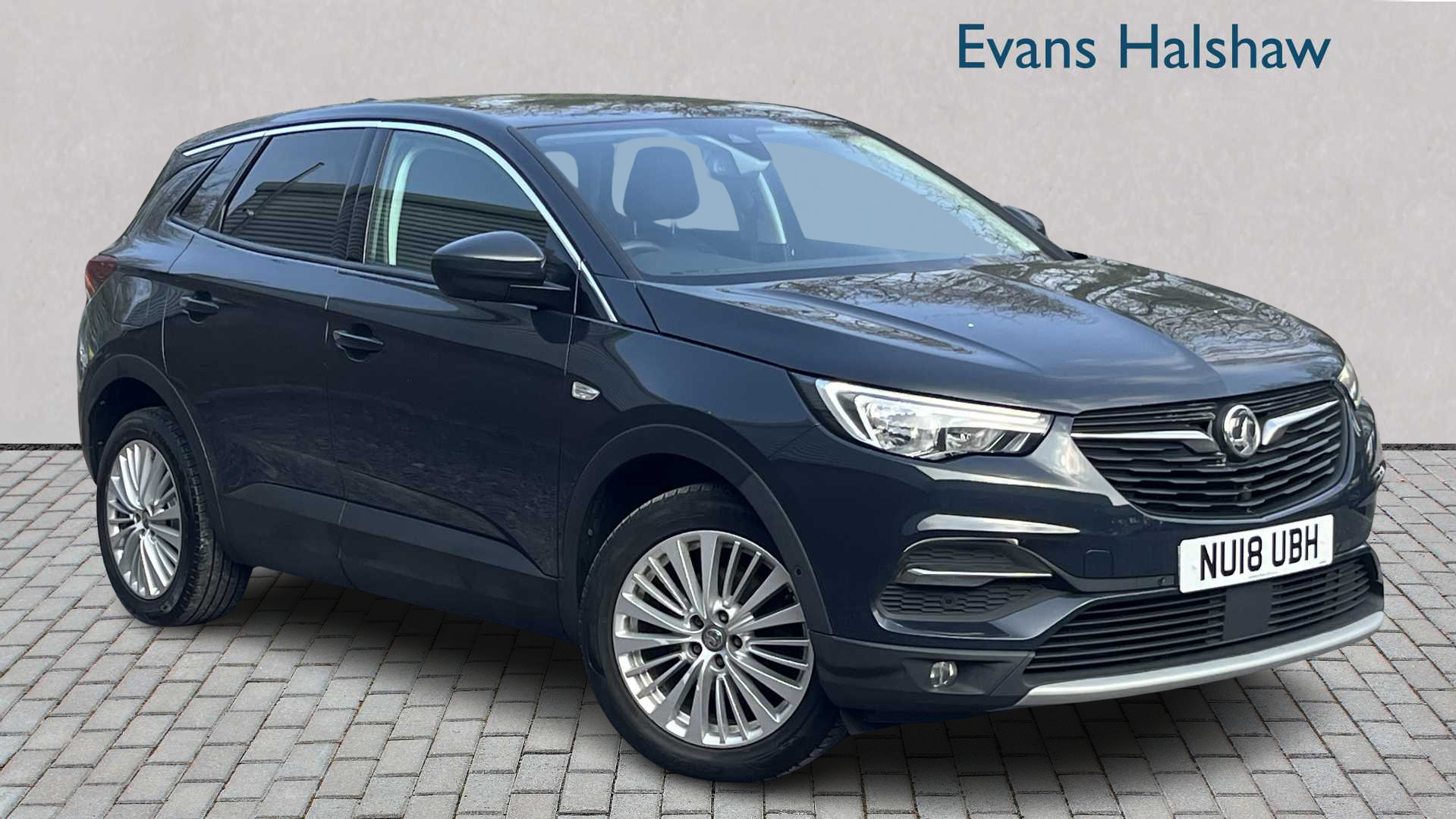 Main listing image - Vauxhall Grandland X