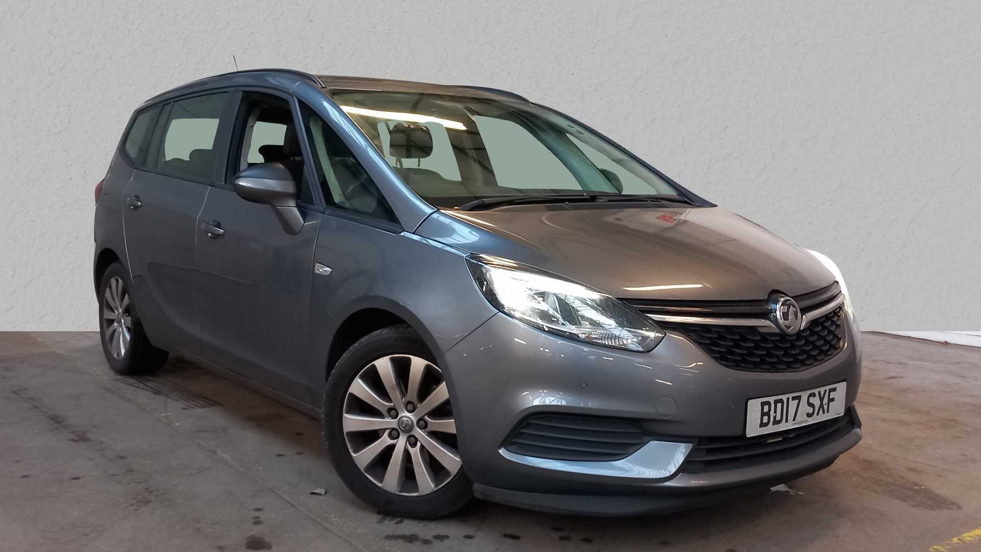 Main listing image - Vauxhall Zafira