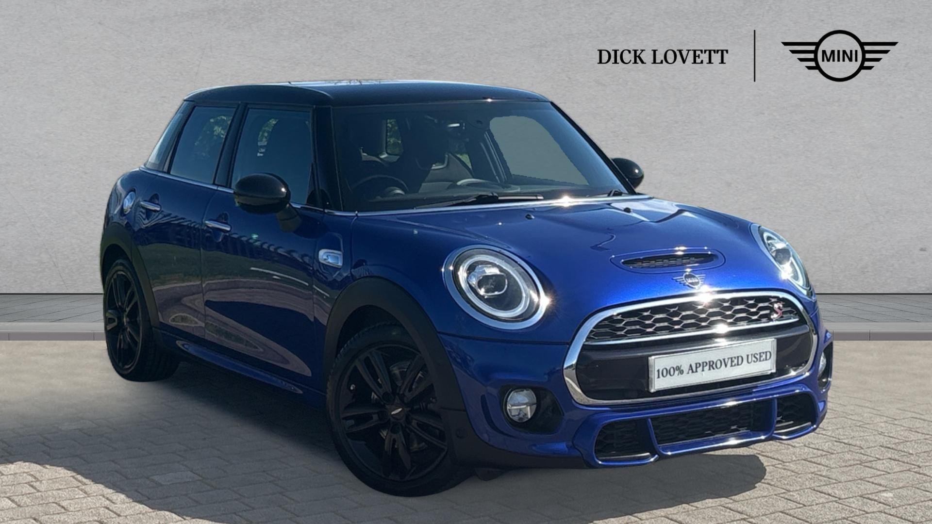 Main listing image - MINI Hatchback 5dr