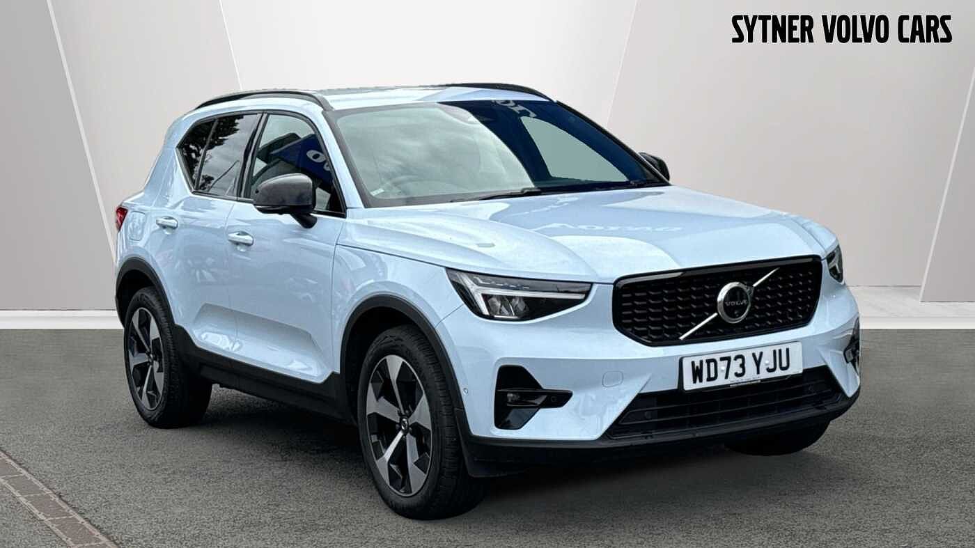 Main listing image - Volvo XC40