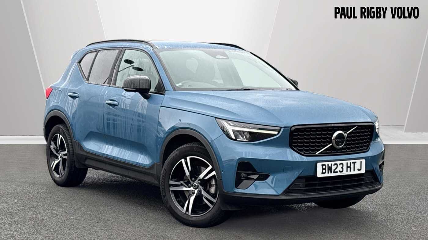 Main listing image - Volvo XC40