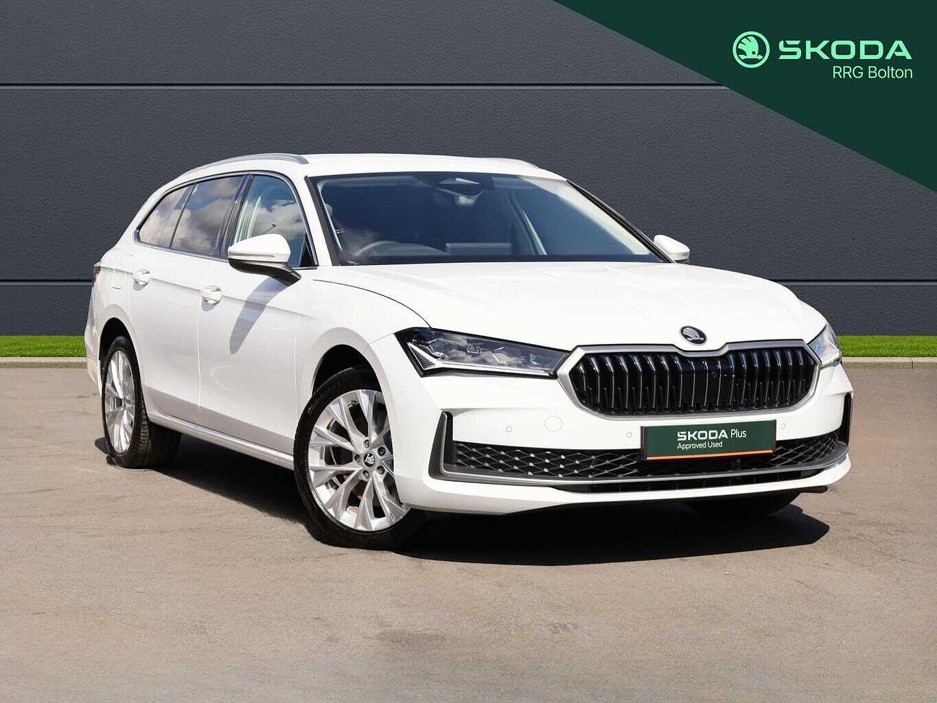 Main listing image - Skoda Superb