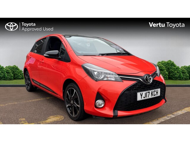 Main listing image - Toyota Yaris