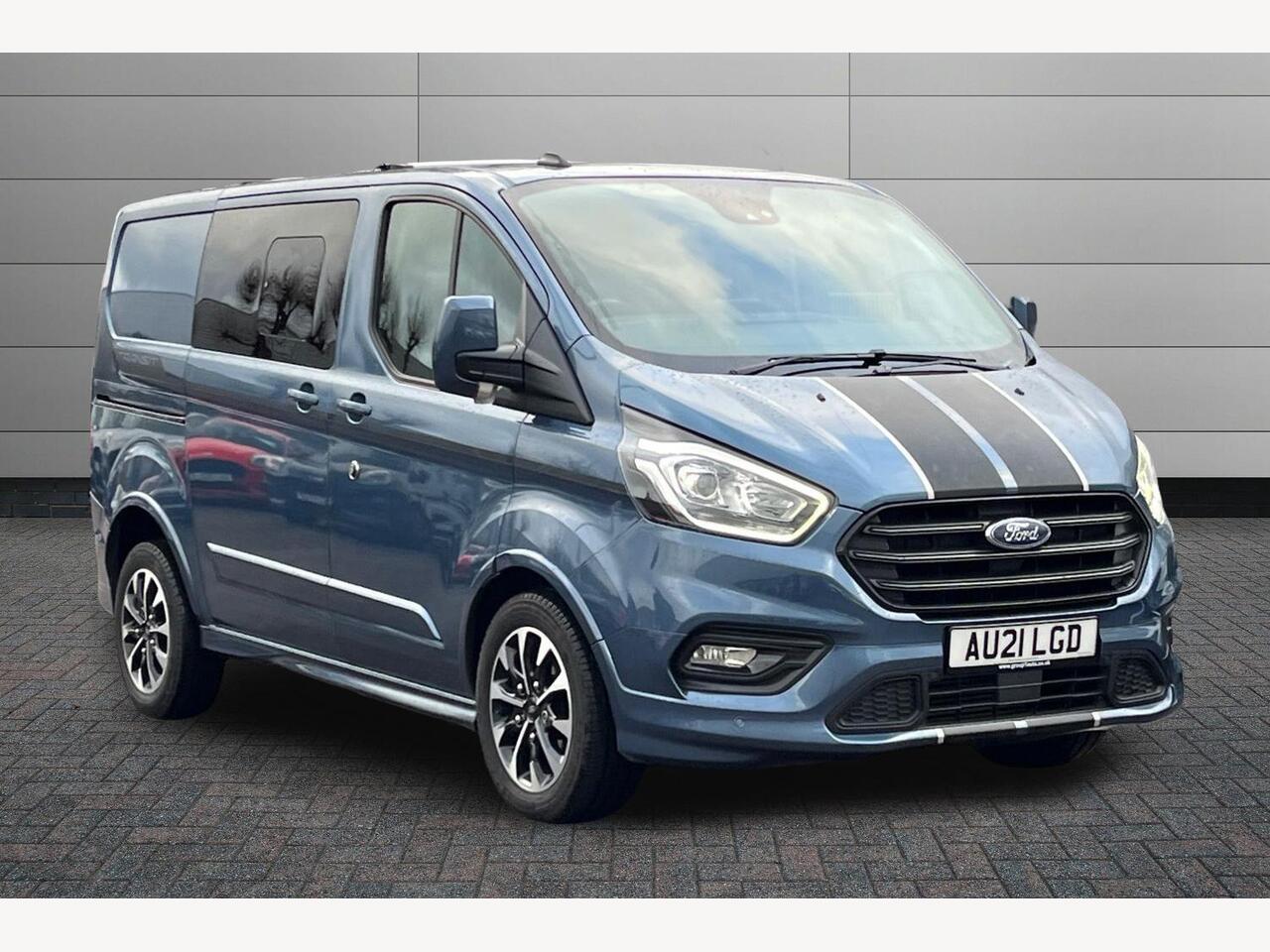 Main listing image - Ford Transit Custom