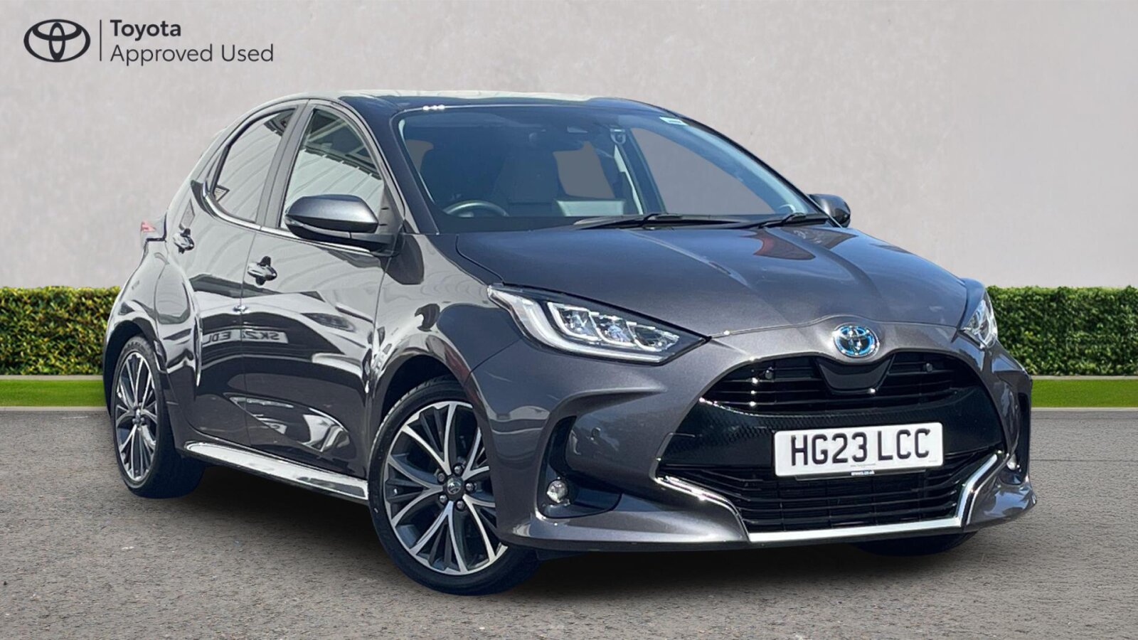 Main listing image - Toyota Yaris