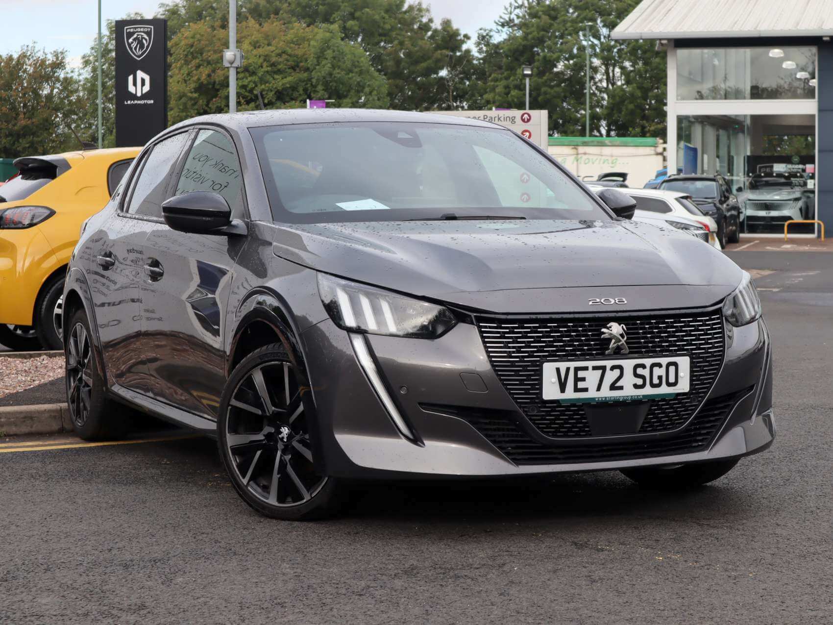 Main listing image - Peugeot 208
