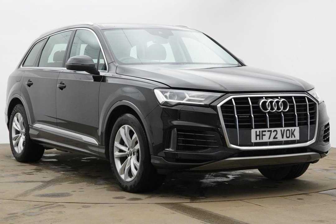 Main listing image - Audi Q7