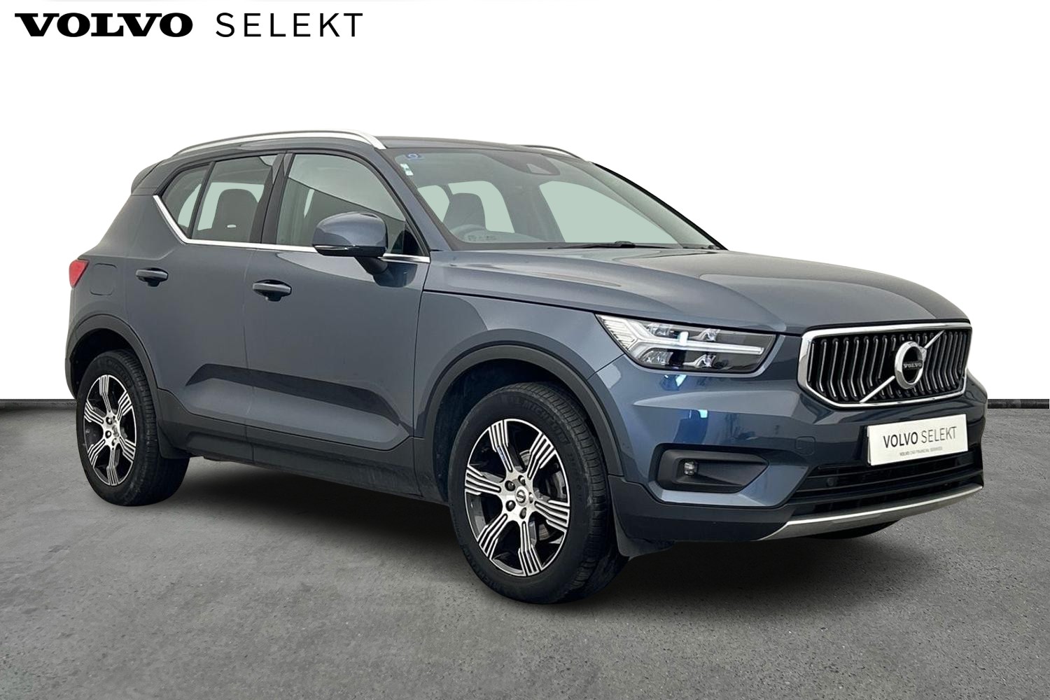 Main listing image - Volvo XC40