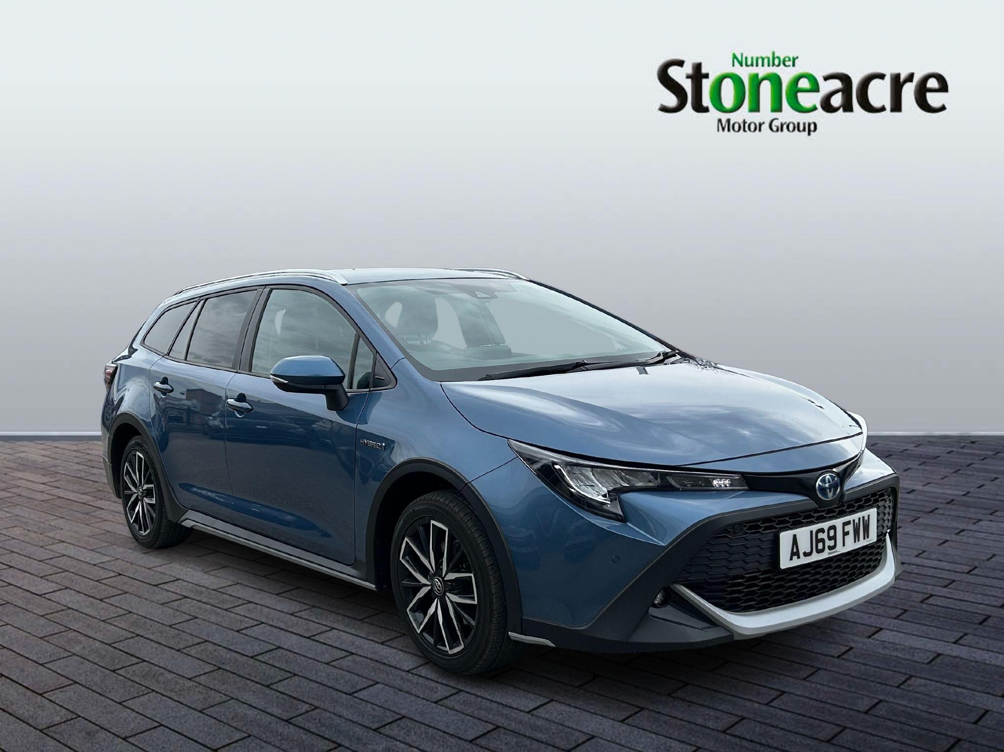 Main listing image - Toyota Corolla Touring Sport