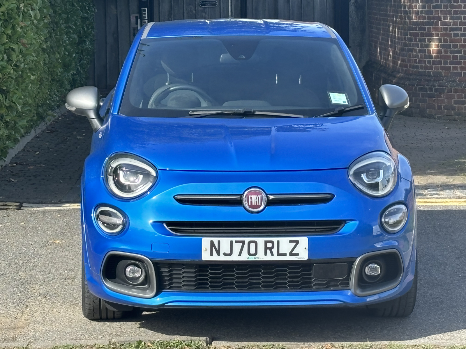 Main listing image - Fiat 500X