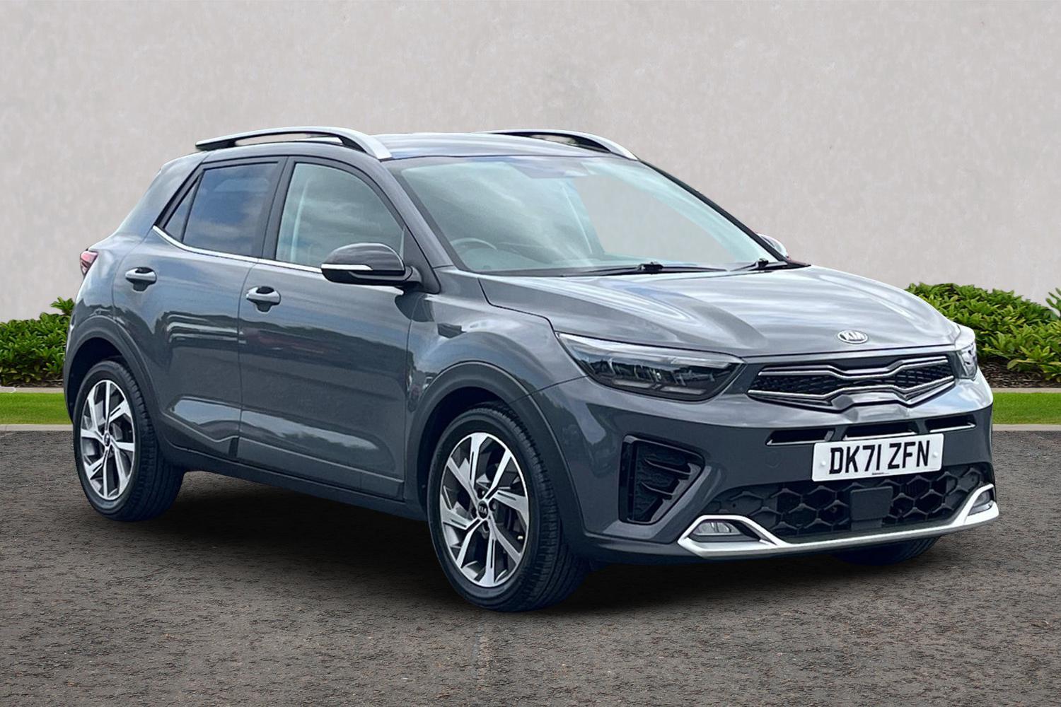 Main listing image - Kia Stonic