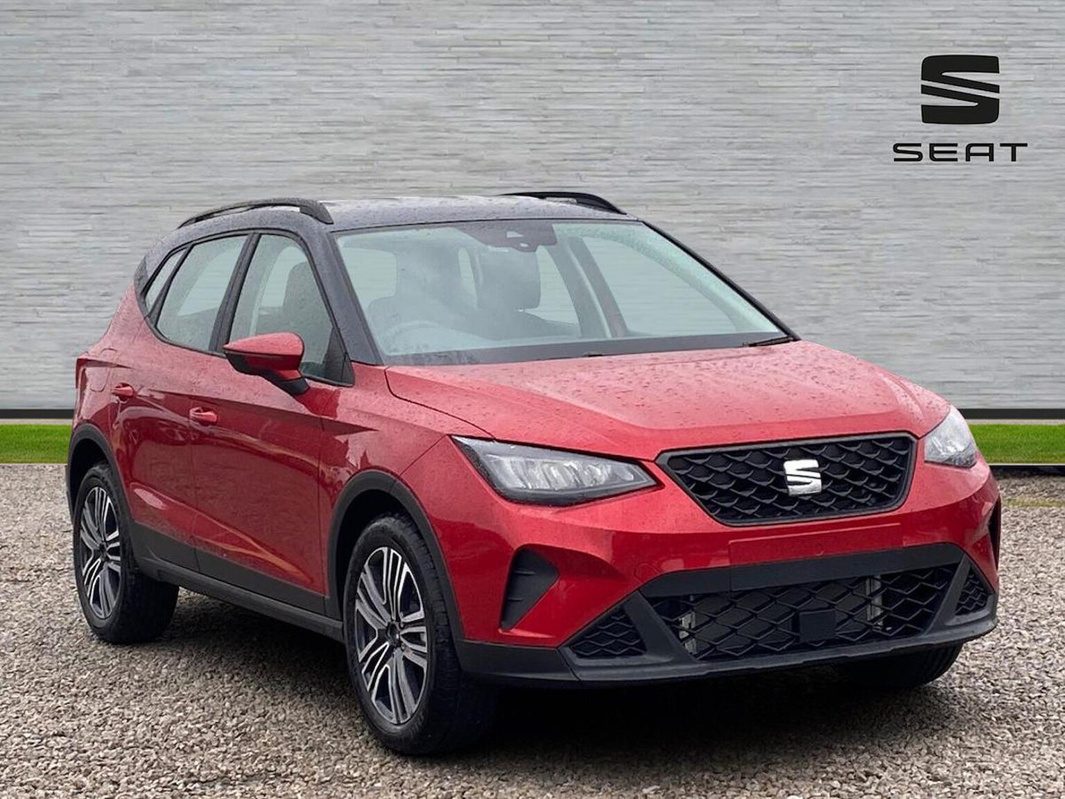 Main listing image - SEAT Arona