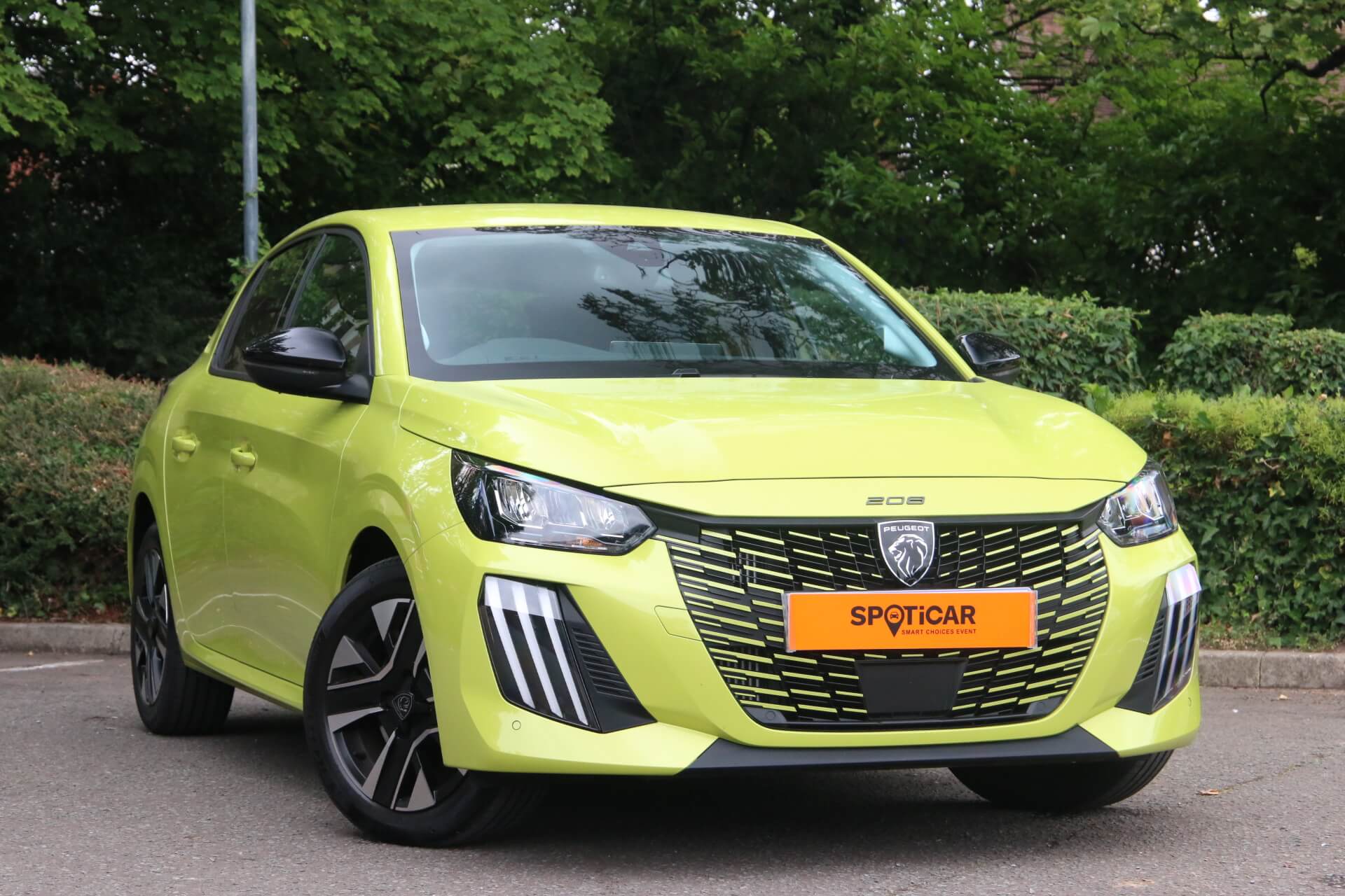 Main listing image - Peugeot 208