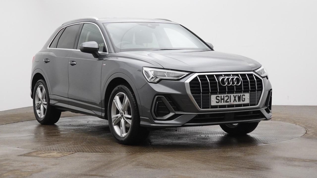 Main listing image - Audi Q3