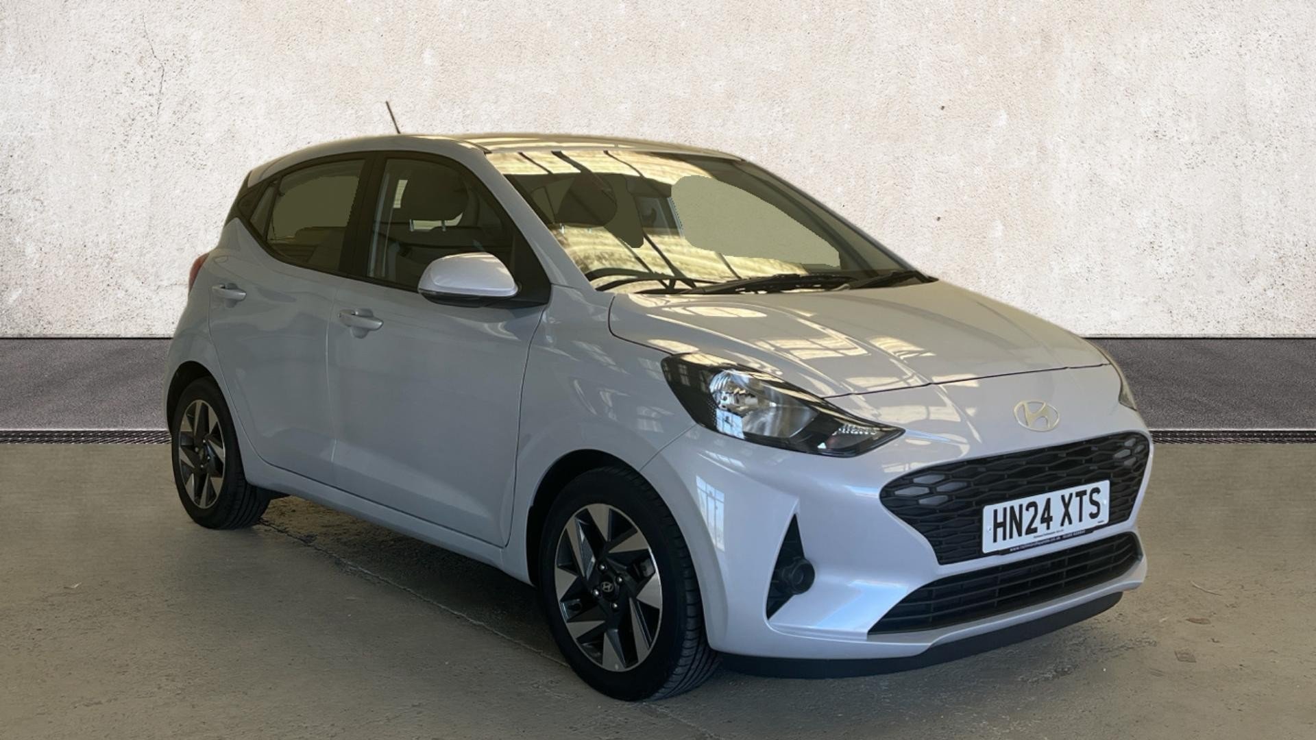 Main listing image - Hyundai i10