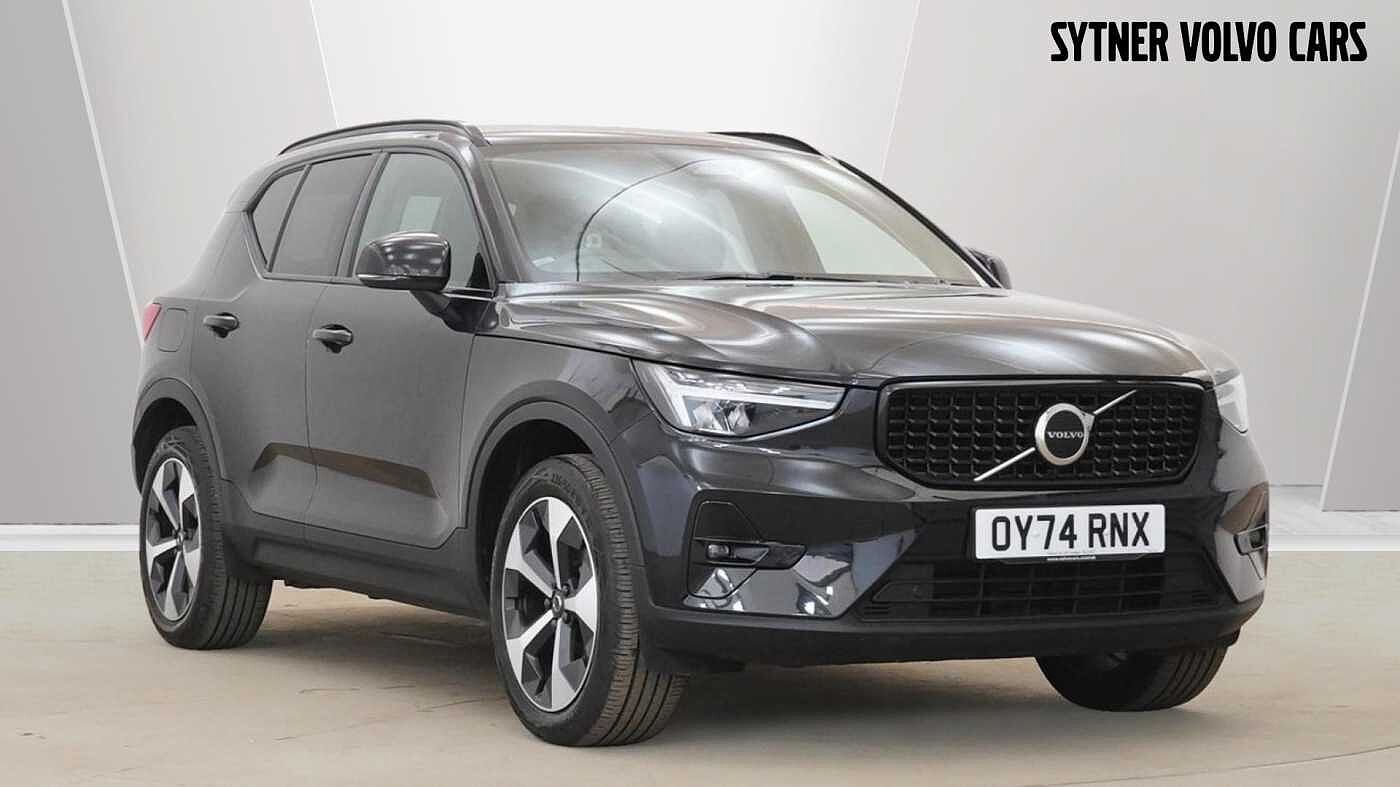 Main listing image - Volvo XC40
