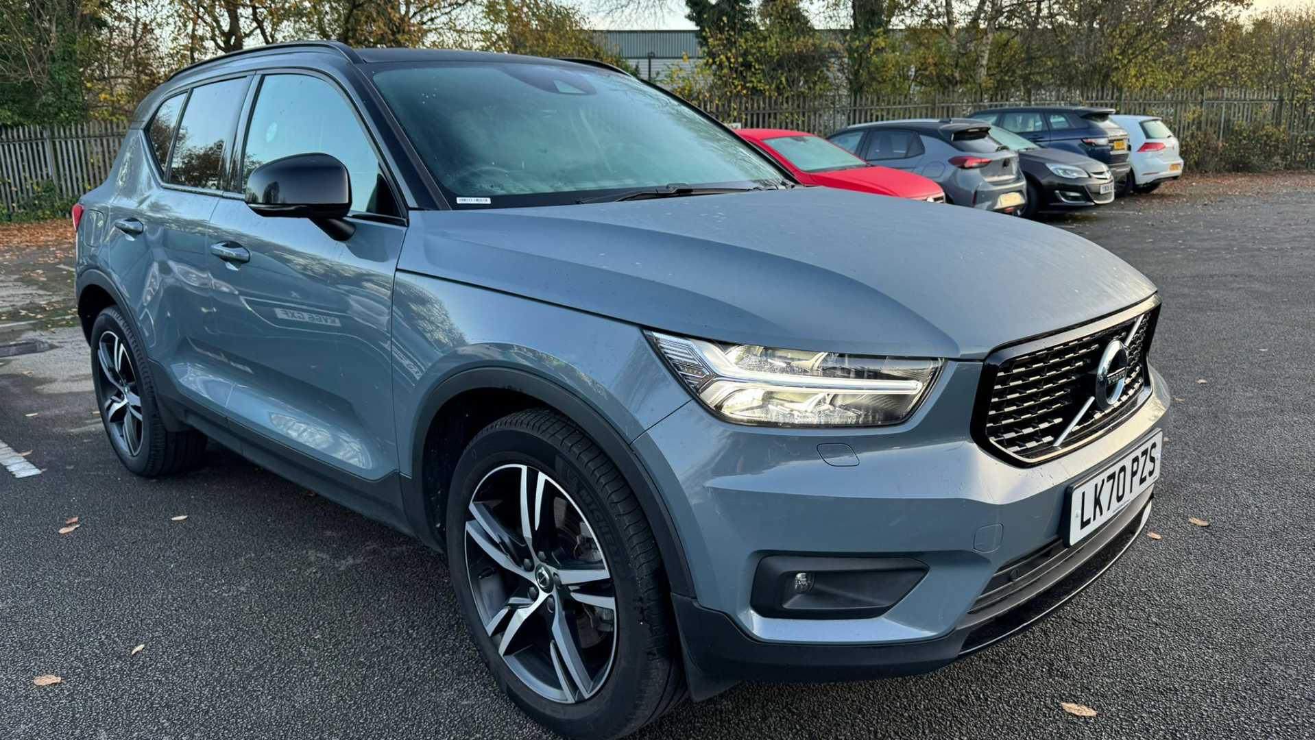 Main listing image - Volvo XC40 Recharge