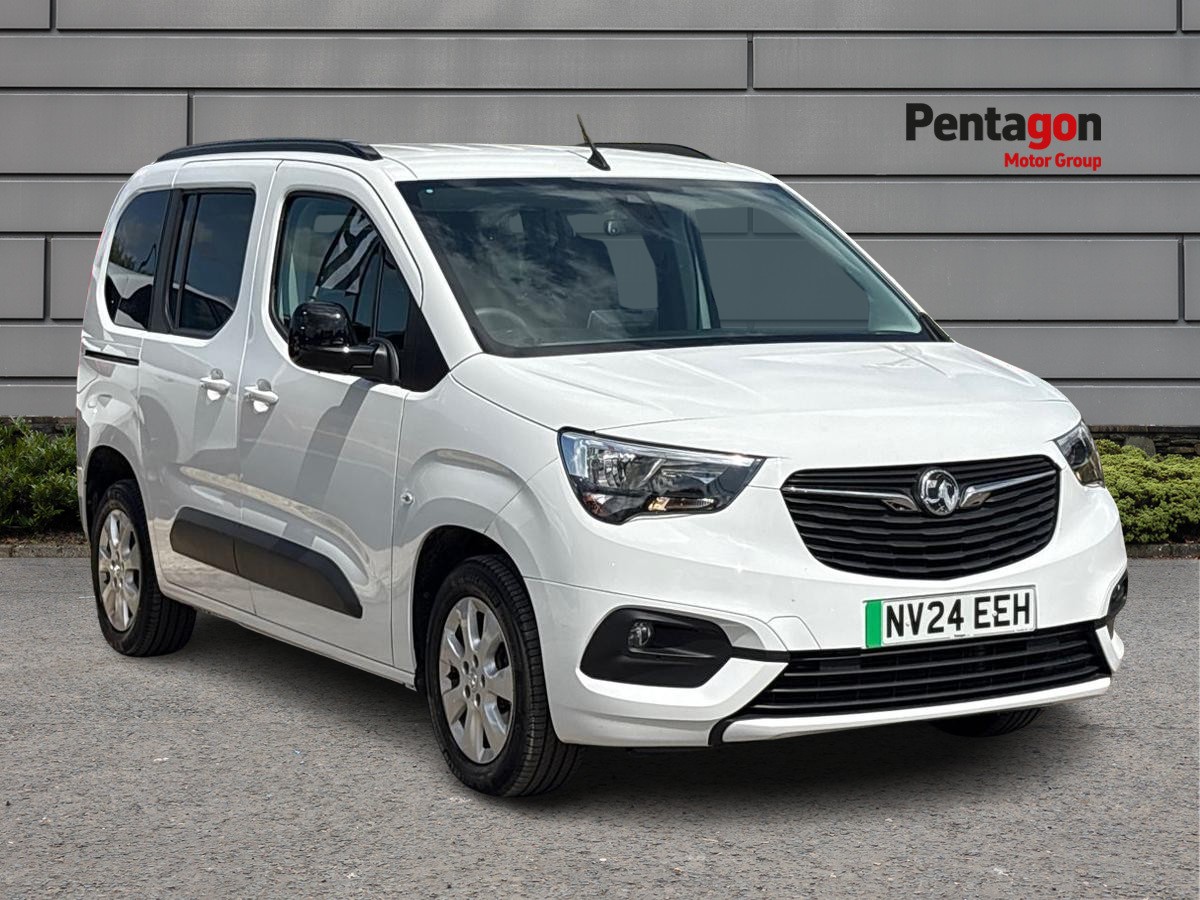 Main listing image - Vauxhall Combo Life-e
