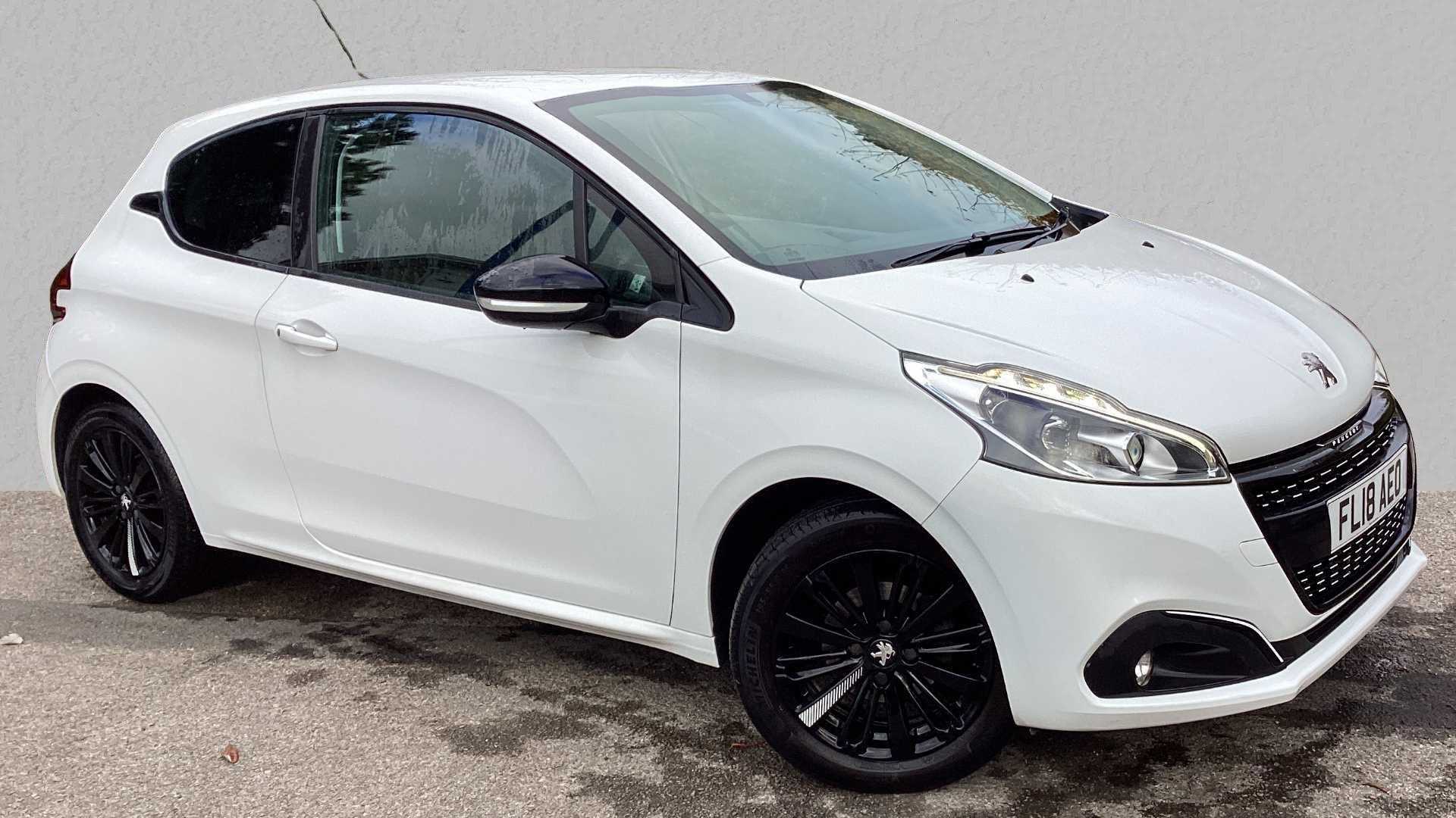 Main listing image - Peugeot 208