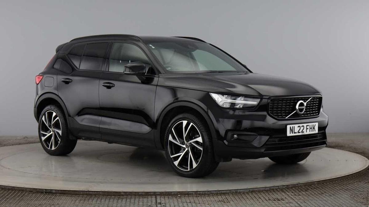 Main listing image - Volvo XC40