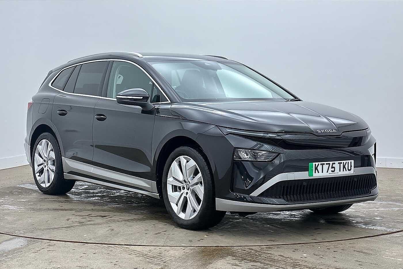 Main listing image - Skoda Enyaq