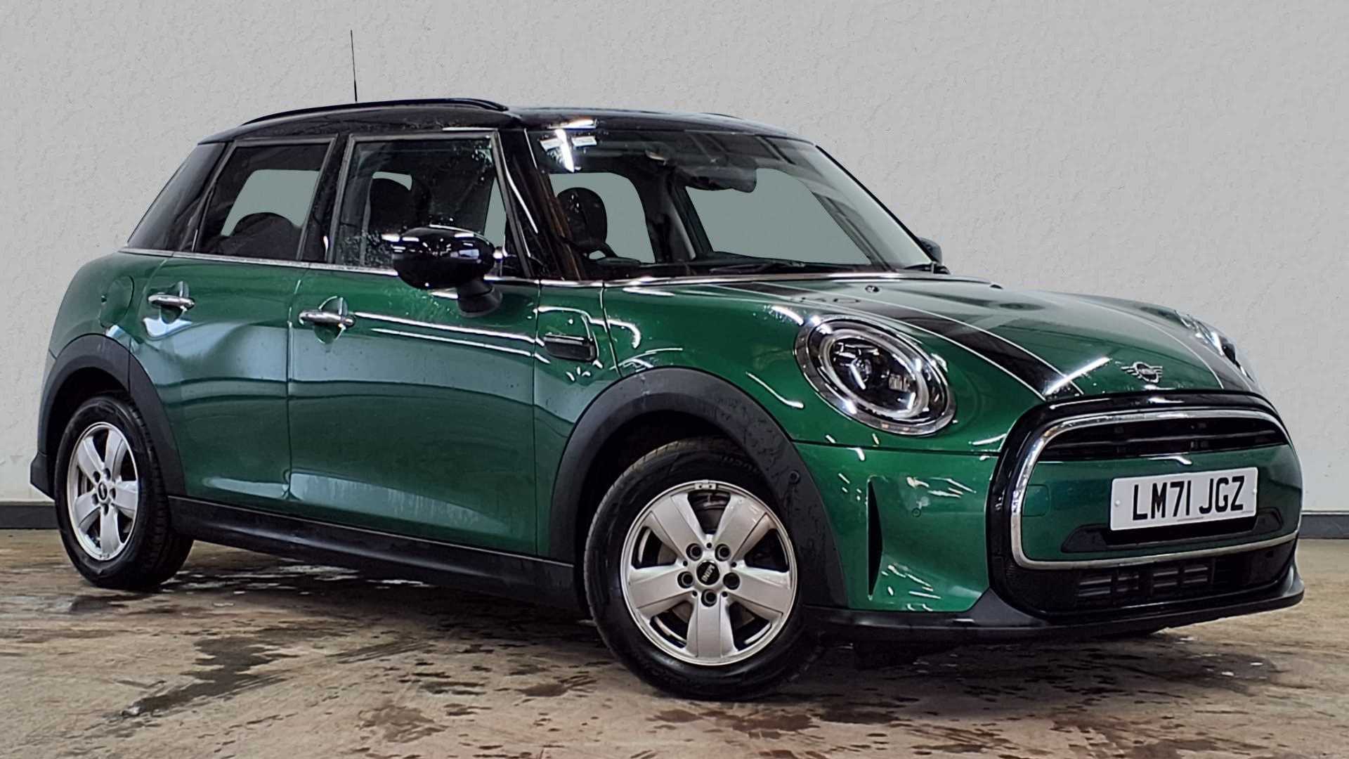 Main listing image - MINI Hatchback 5dr