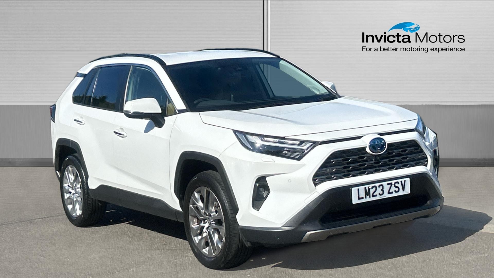 Main listing image - Toyota RAV4