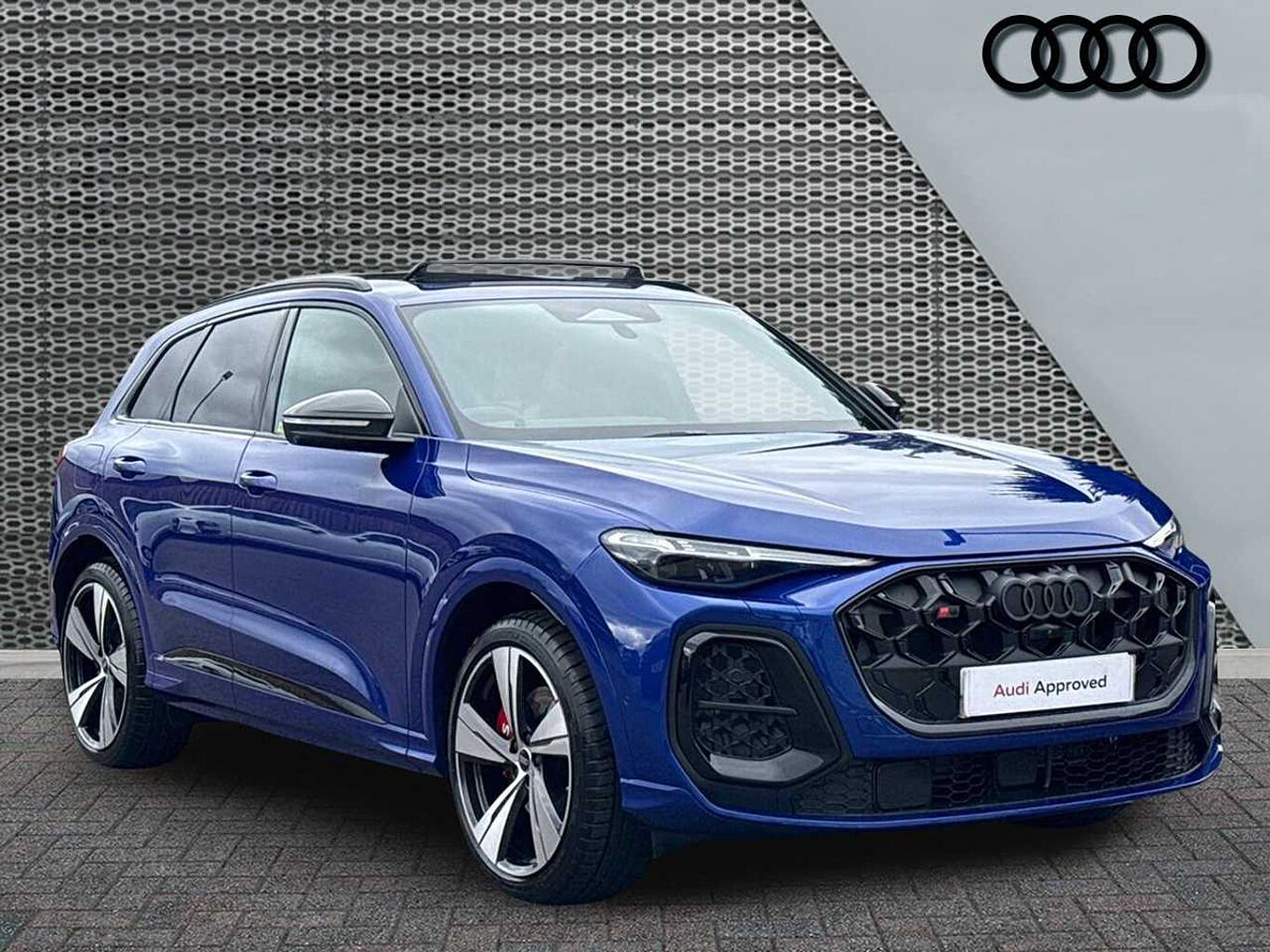 Main listing image - Audi Q5