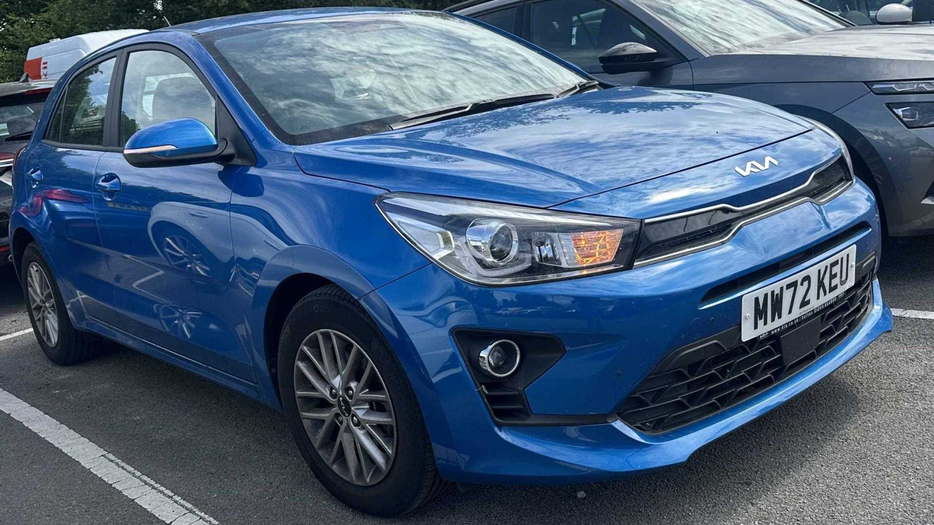 Main listing image - Kia Rio