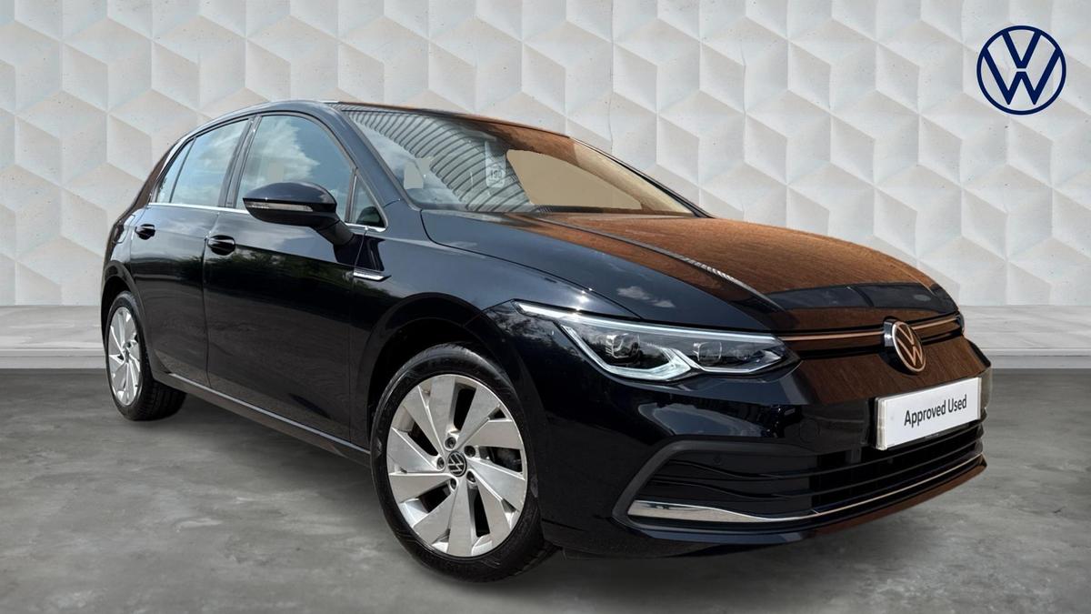 Main listing image - Volkswagen Golf