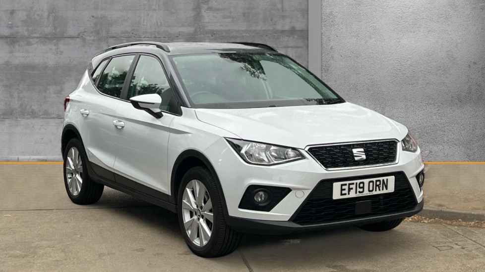 Main listing image - SEAT Arona