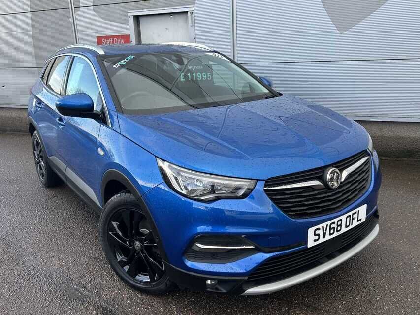 Main listing image - Vauxhall Grandland X