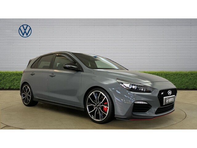 Main listing image - Hyundai i30