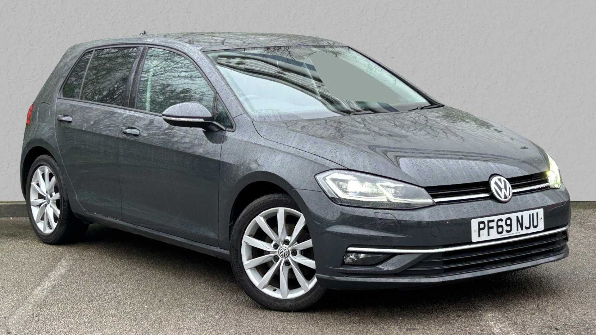 Main listing image - Volkswagen Golf