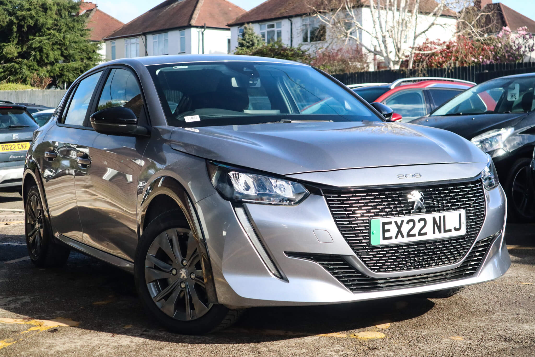 Main listing image - Peugeot e-208