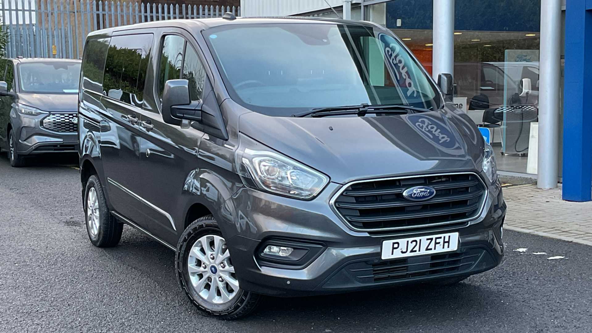 Main listing image - Ford Transit Custom