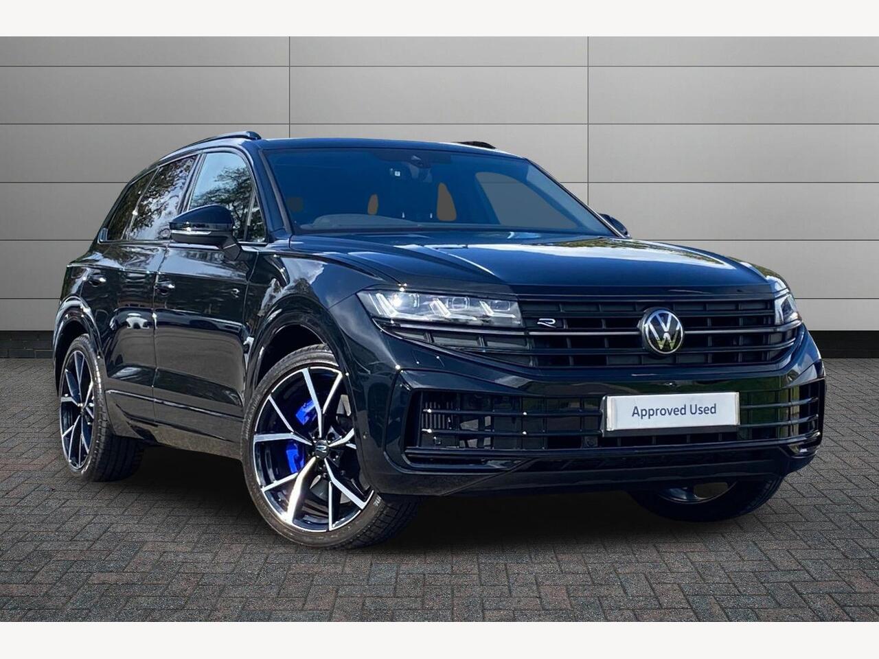 Main listing image - Volkswagen Touareg