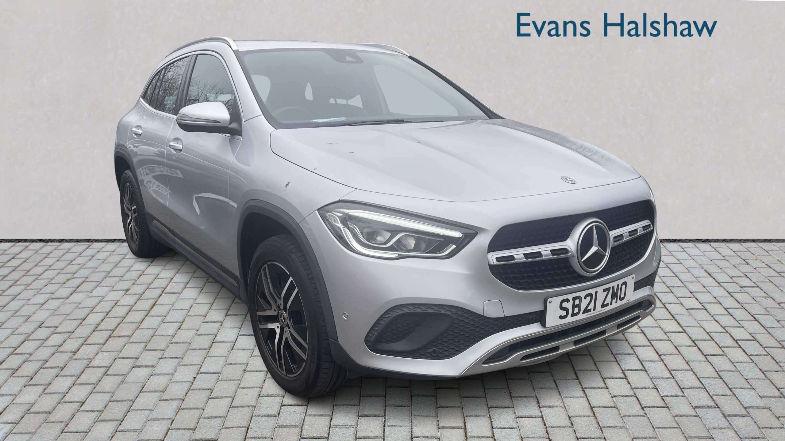 Main listing image - Mercedes-Benz GLA