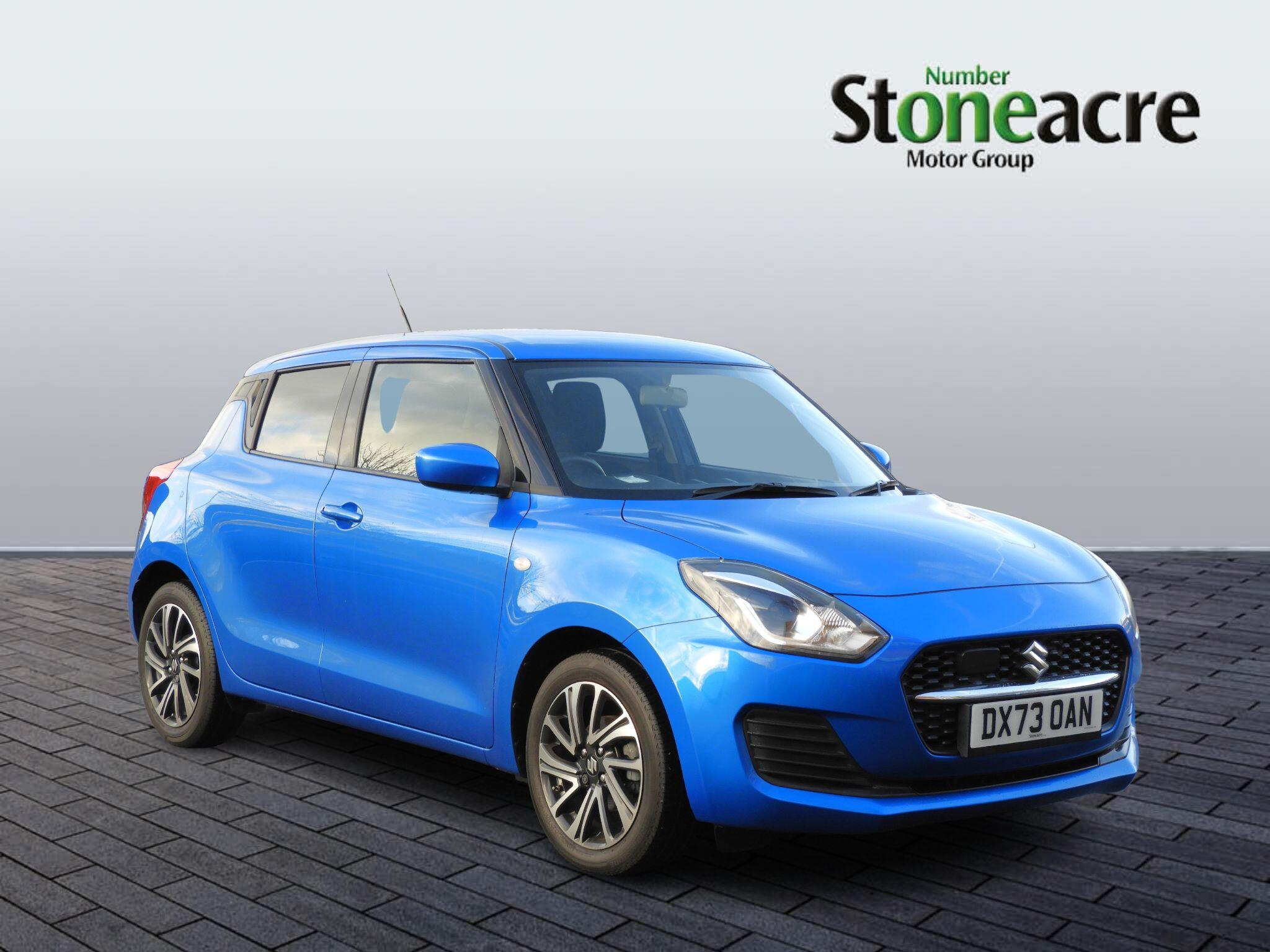 Main listing image - Suzuki Swift
