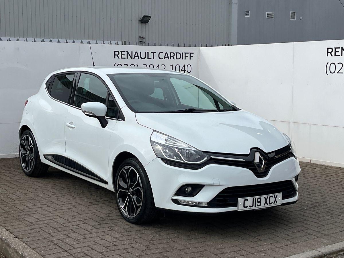 Main listing image - Renault Clio