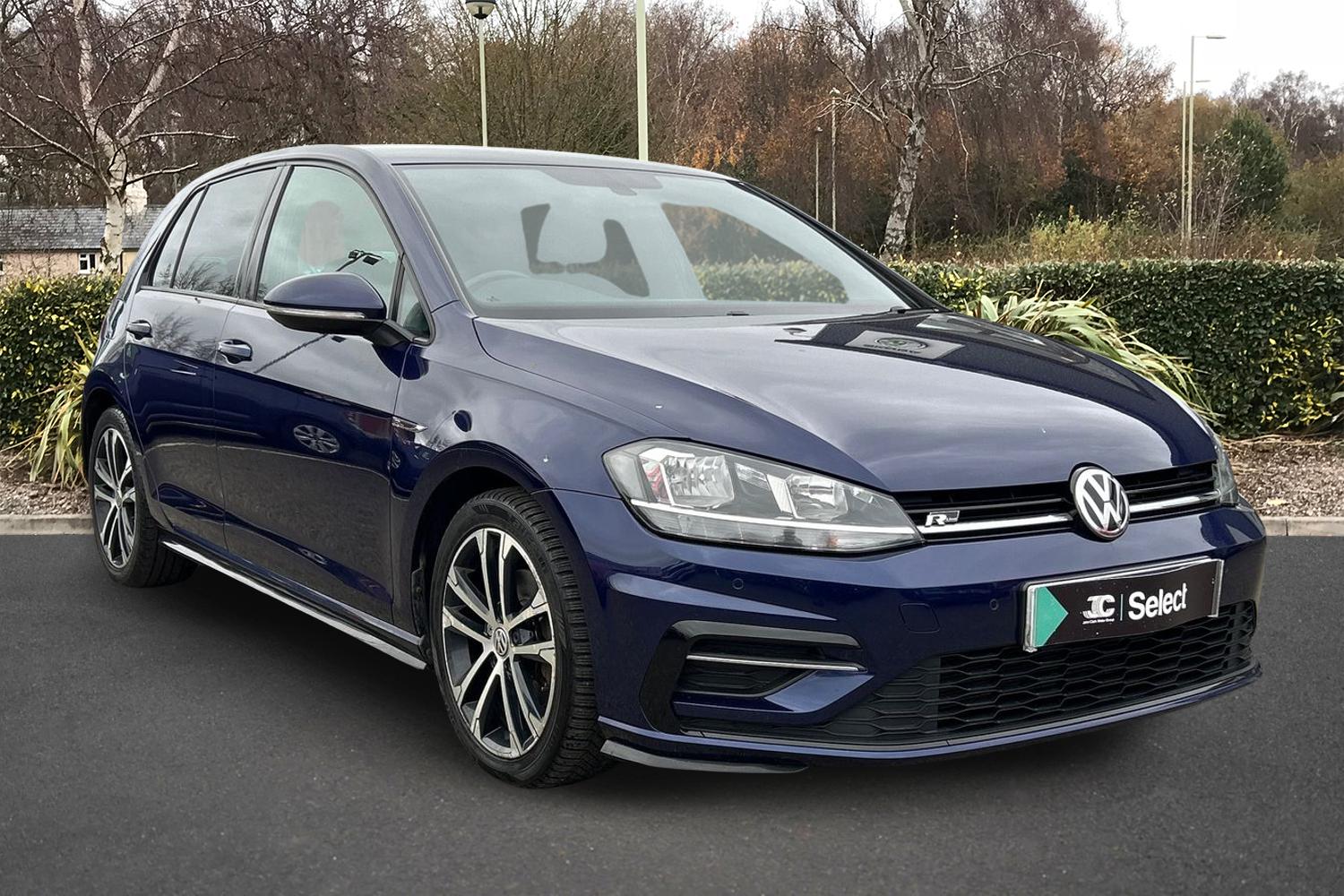 Main listing image - Volkswagen Golf