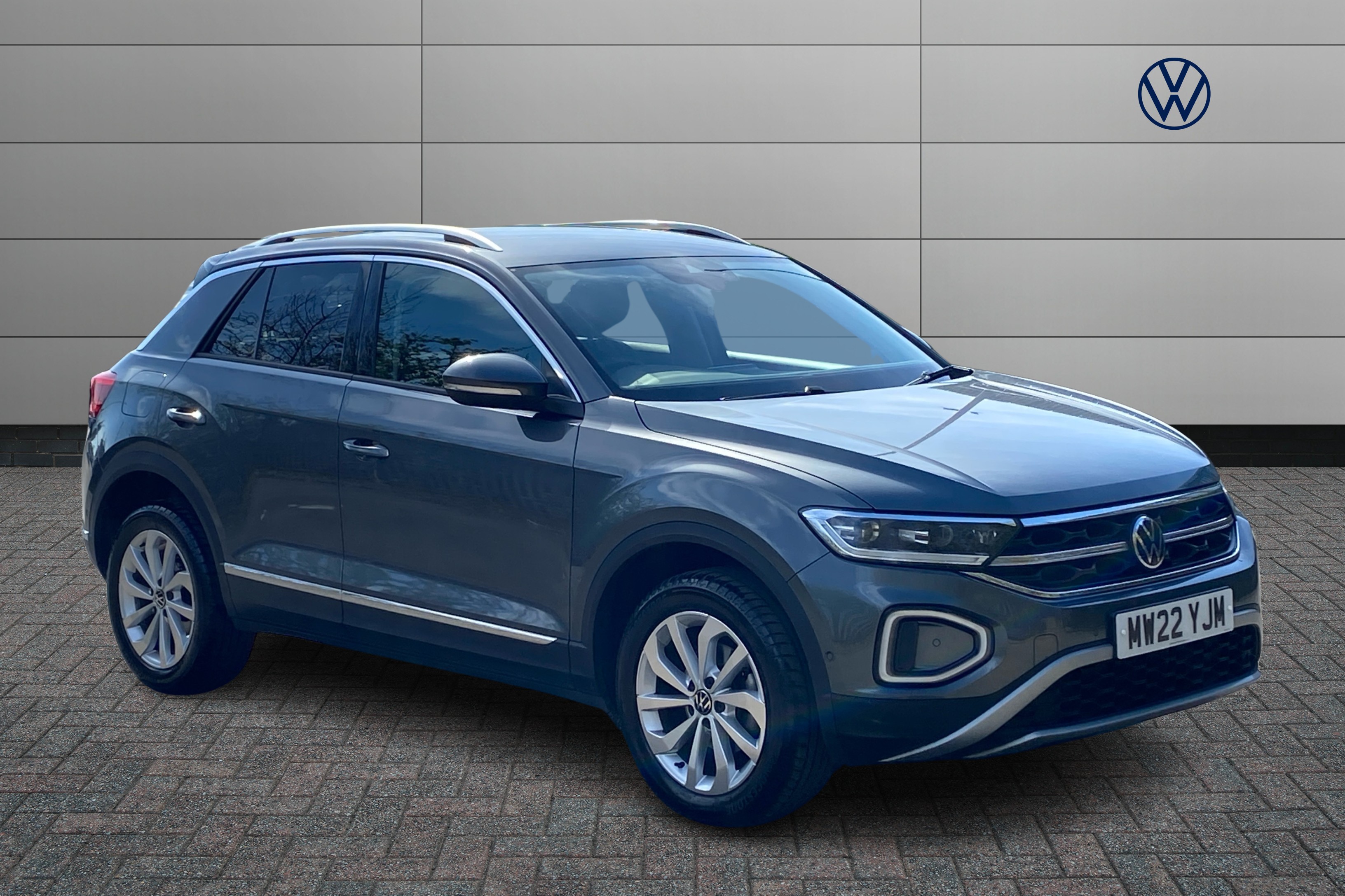 Main listing image - Volkswagen T-Roc