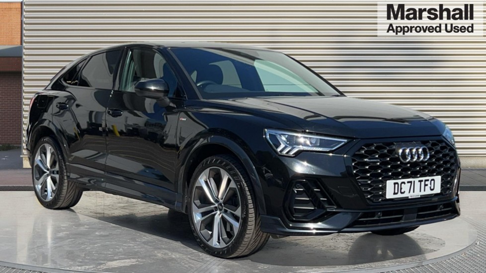 Main listing image - Audi Q3
