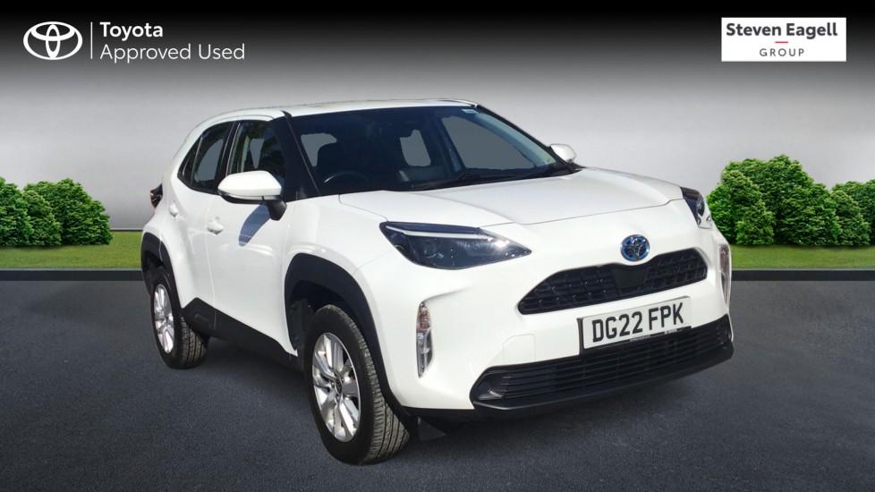 Main listing image - Toyota Yaris Cross